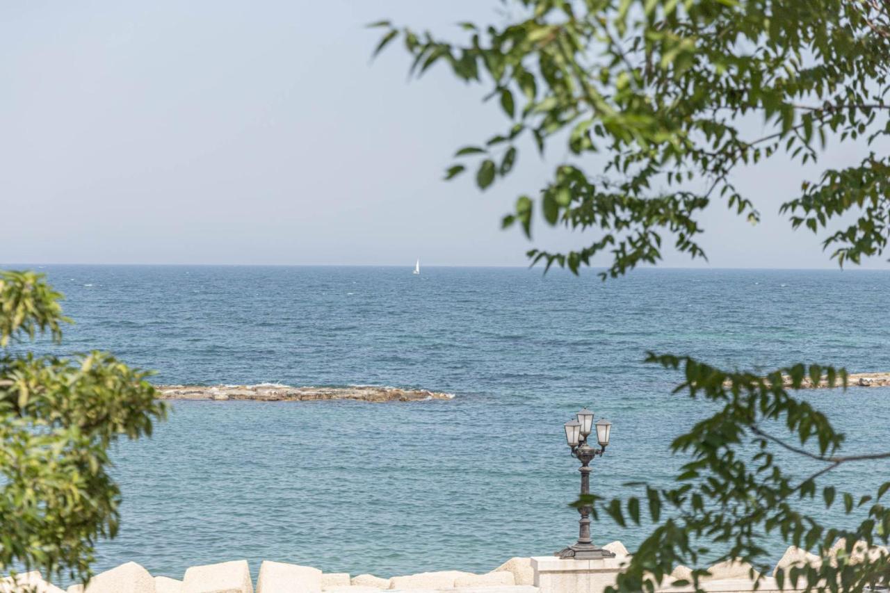 La Finestra Sul Mare Nel Cuore Di Bari Exterior photo